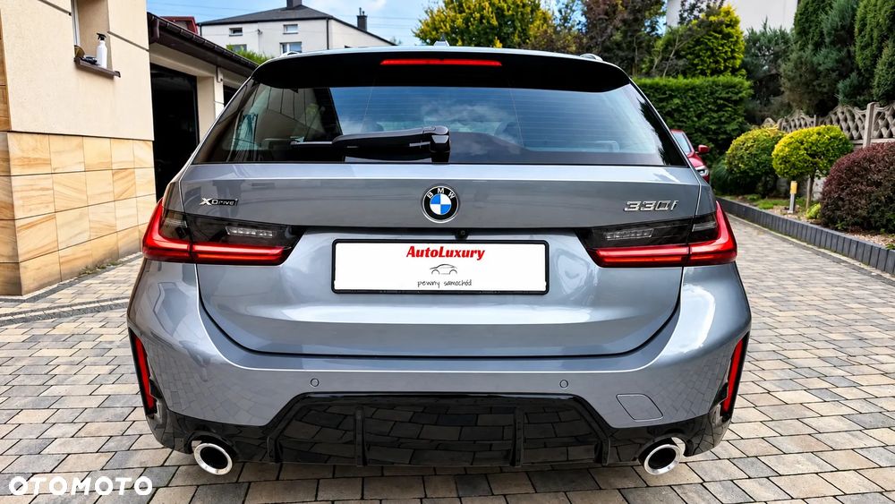 BMW Seria 3 330i xDrive M Sport Edition sport - 9