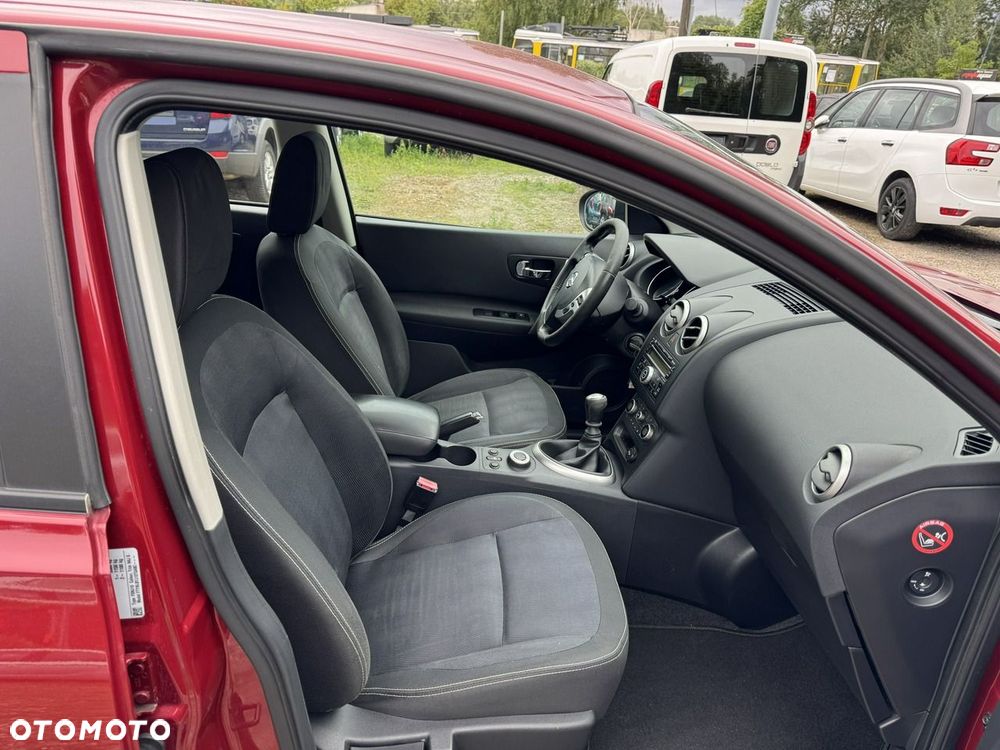 Nissan Qashqai - 13