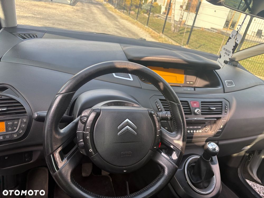 Citroën C4 Picasso - 10