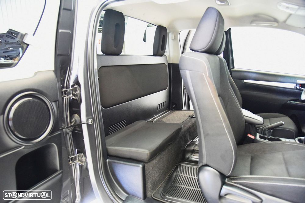 Toyota Hilux - 34