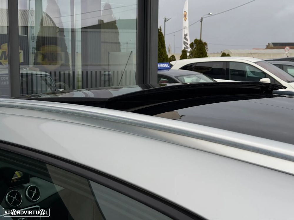 Mercedes-Benz GLA 200 d 7G-DCT AMG Line - 30