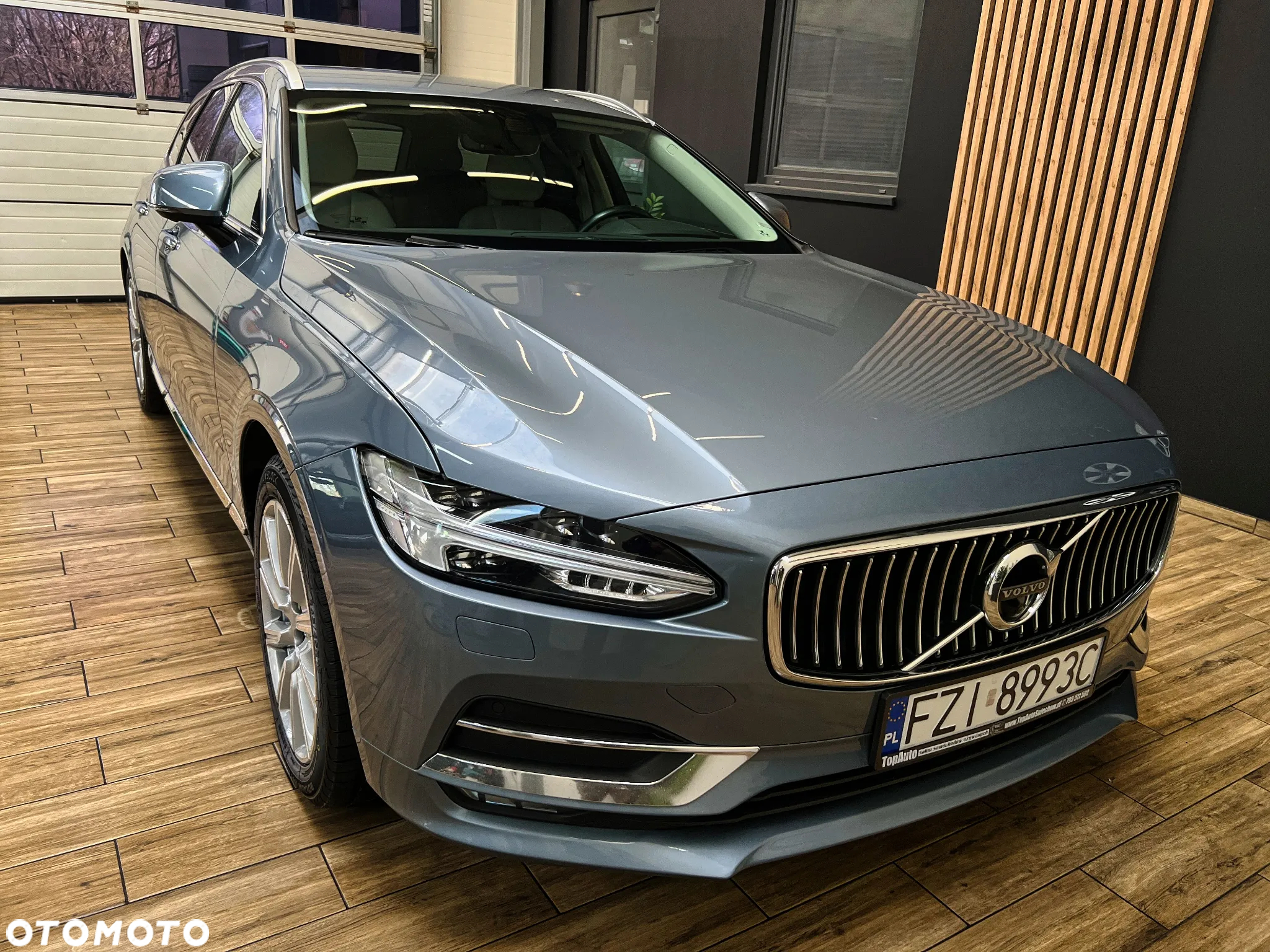 Volvo V90 D5 AWD Geartronic Inscription - 5