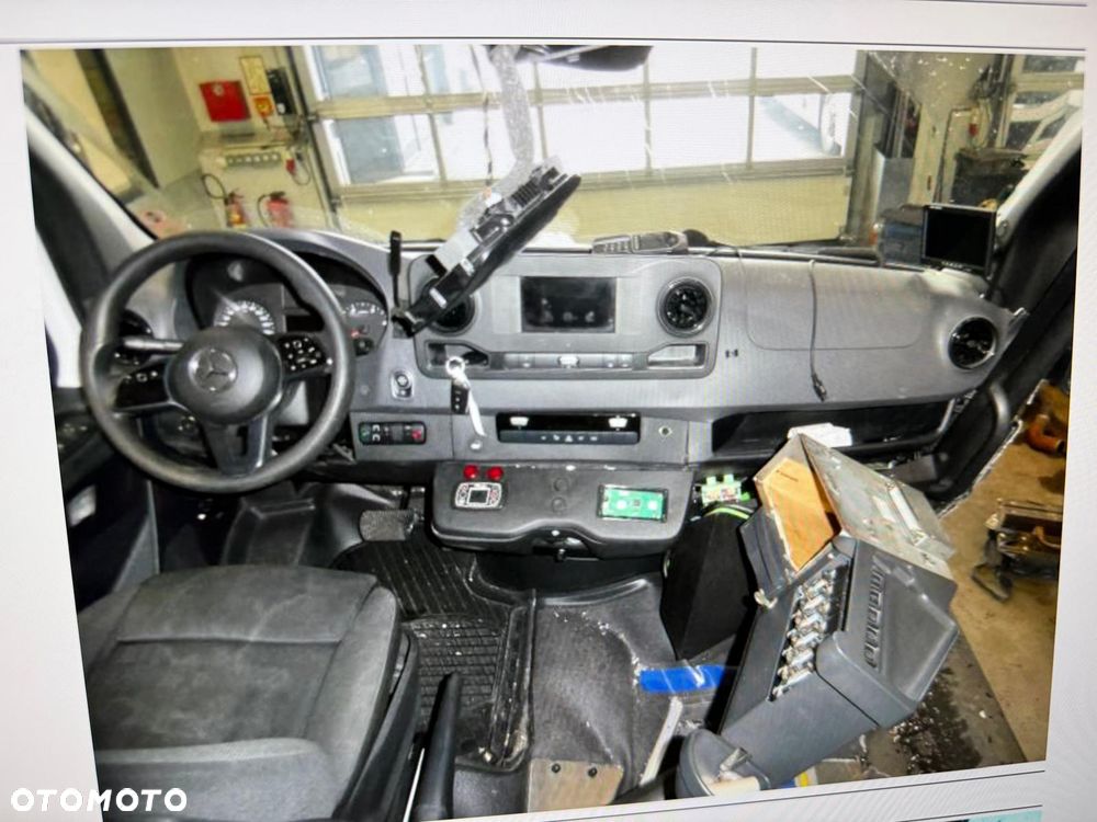 Mercedes-Benz Sprinter Lang HA 7G-TRONIC Plus - 3