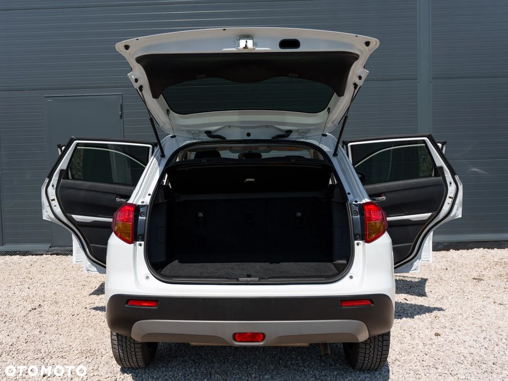 Suzuki Vitara 1.6 XLED 2WD - 14