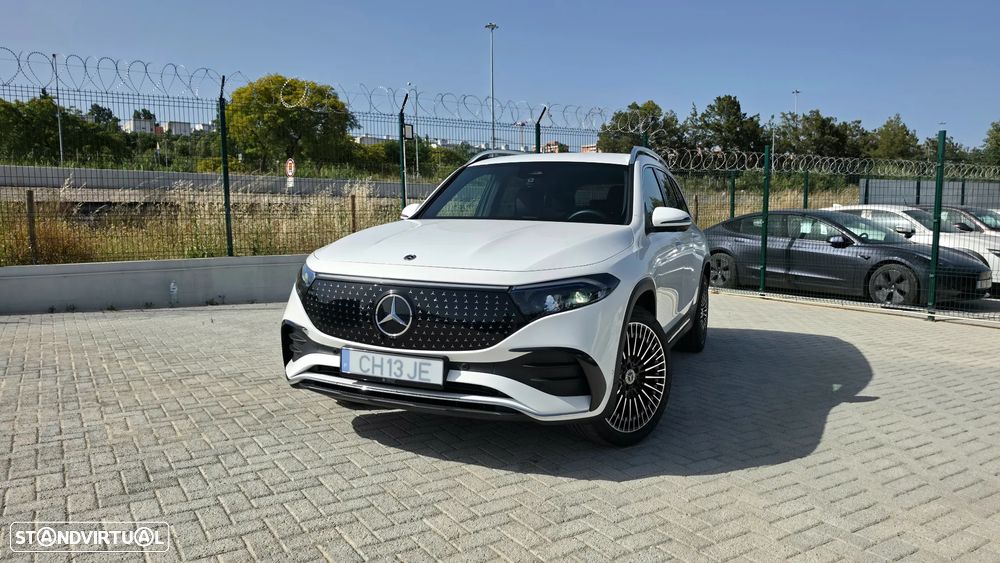 Mercedes-Benz EQB 250+ AMG Line - 3