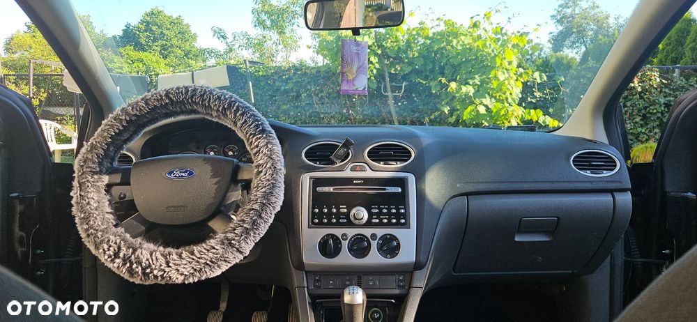 Ford Focus 1.8 FF Ambiente - 6
