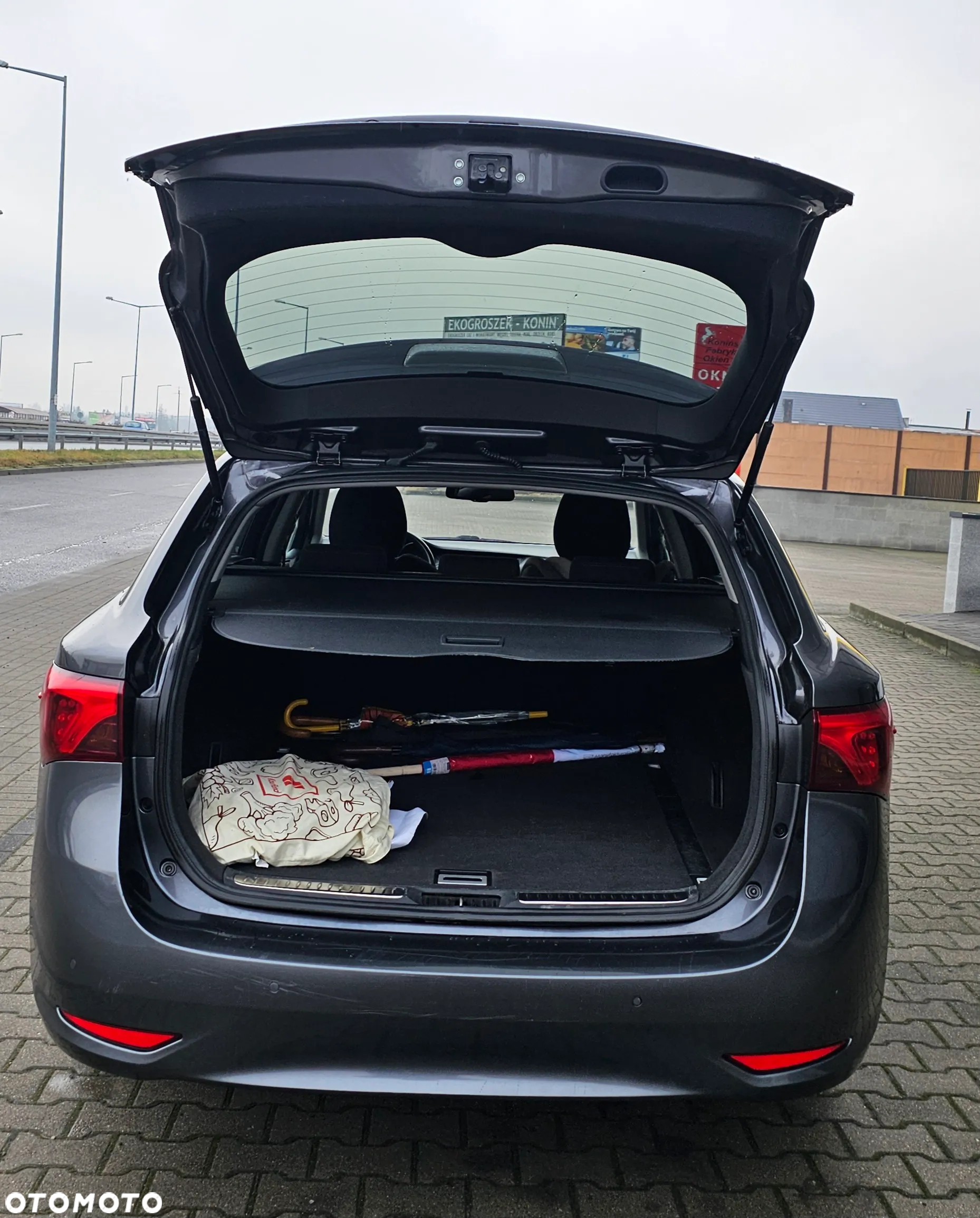 Toyota Avensis 1.8 Business Edition MS - 9