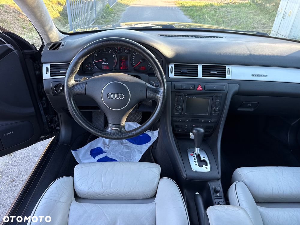 Audi RS6 4.2 Quattro Tiptr - 29