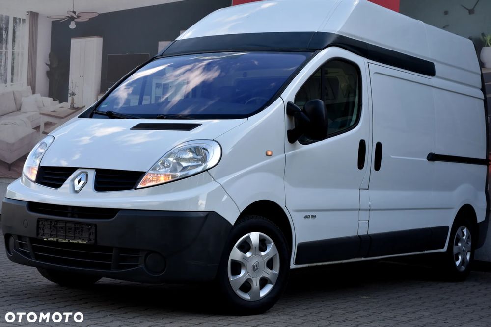 Renault Trafic - 10