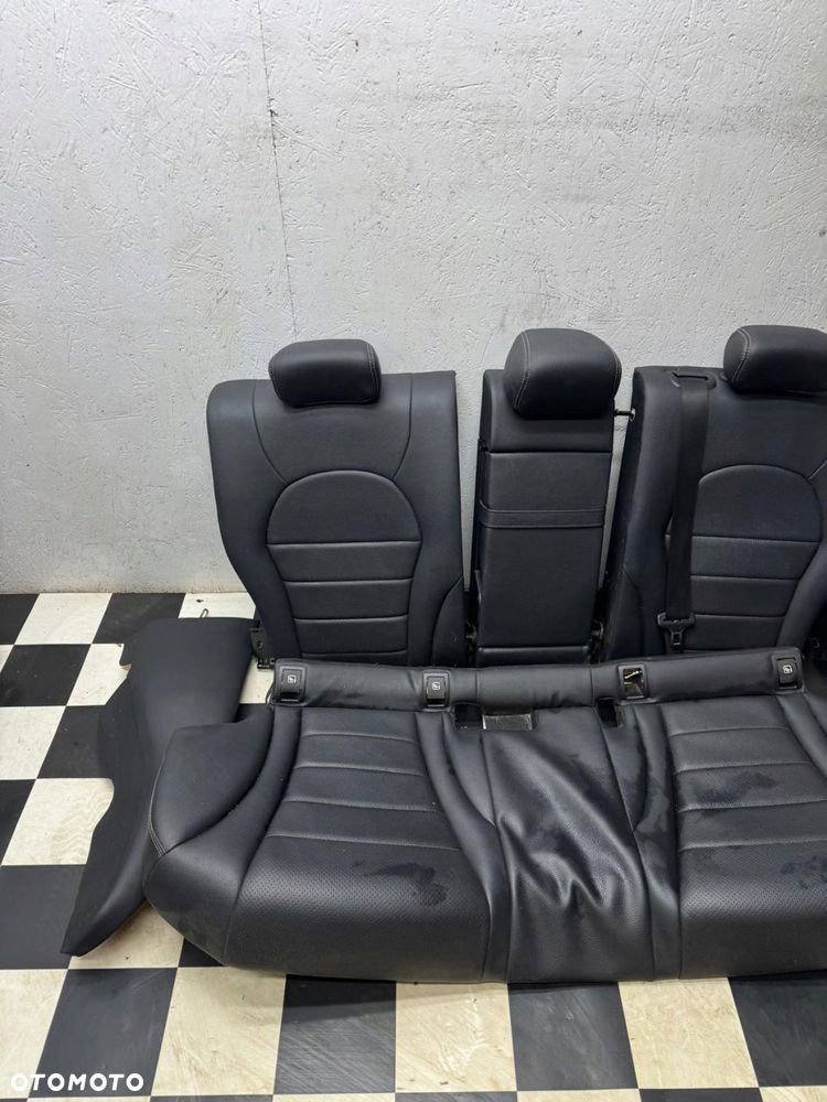 kanapa tył tylna mercedes c klasa w205 2014-2021 skóra - 4
