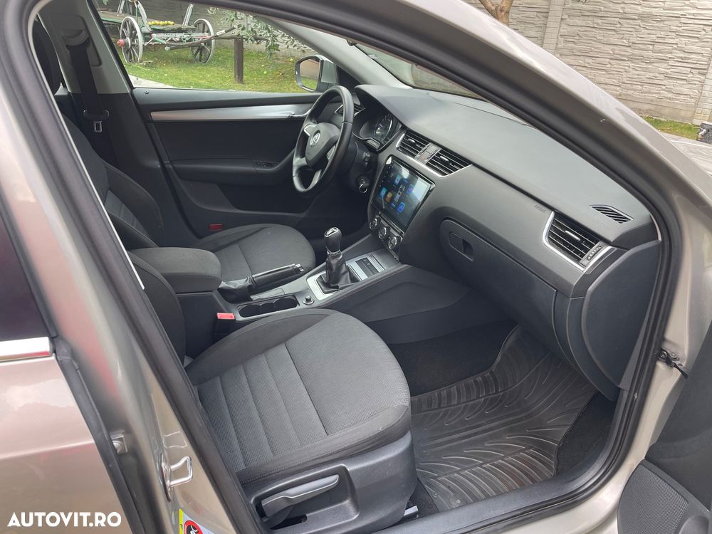Skoda Octavia - 18