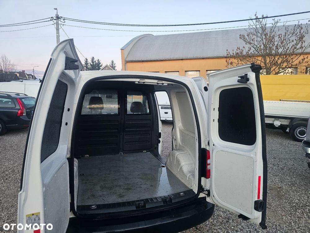 Volkswagen Caddy - 13