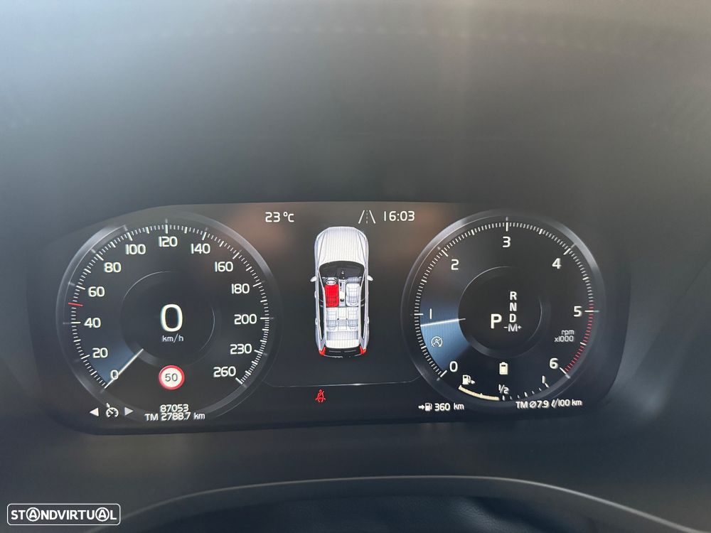 Volvo XC 60 2.0 B4 R-Design Geartronic - 29