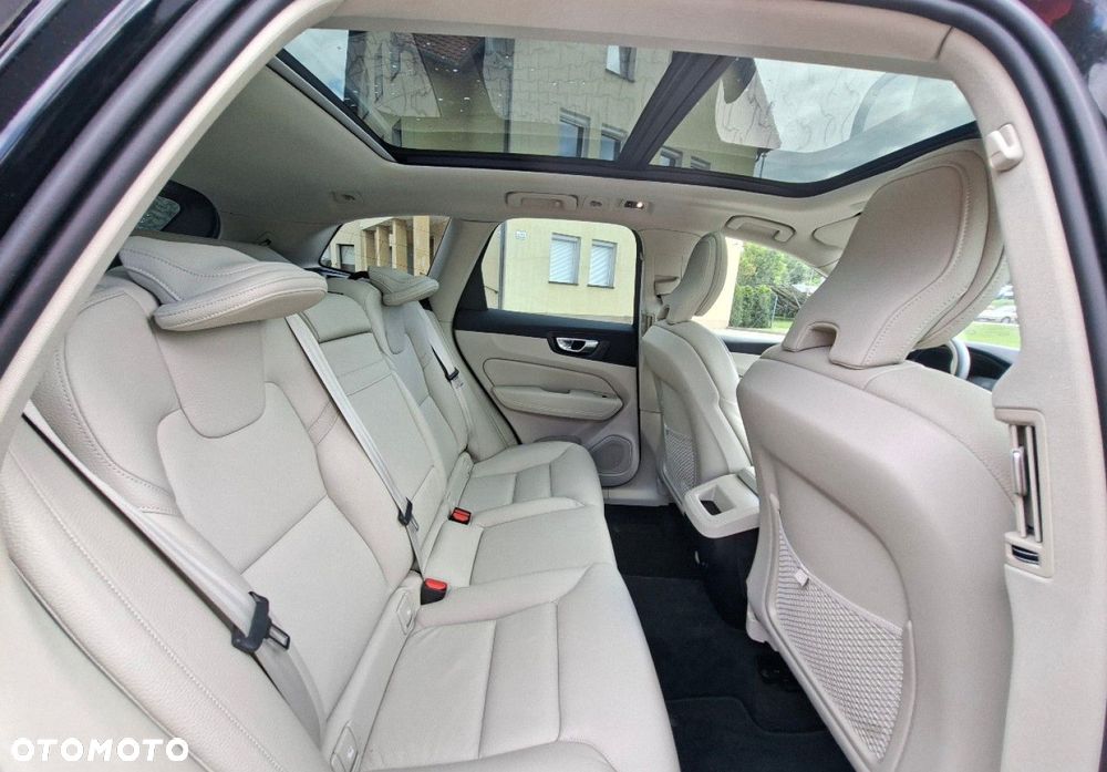Volvo XC 60 - 19
