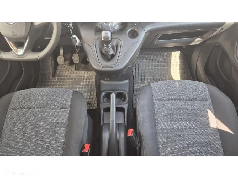 Opel Combo - 21