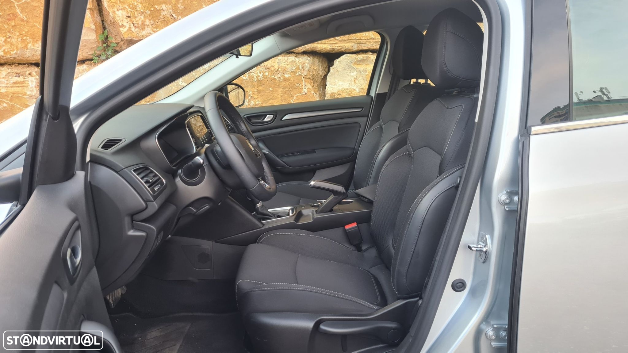 Renault Mégane 1.5 Blue dCi Intens EDC - 32