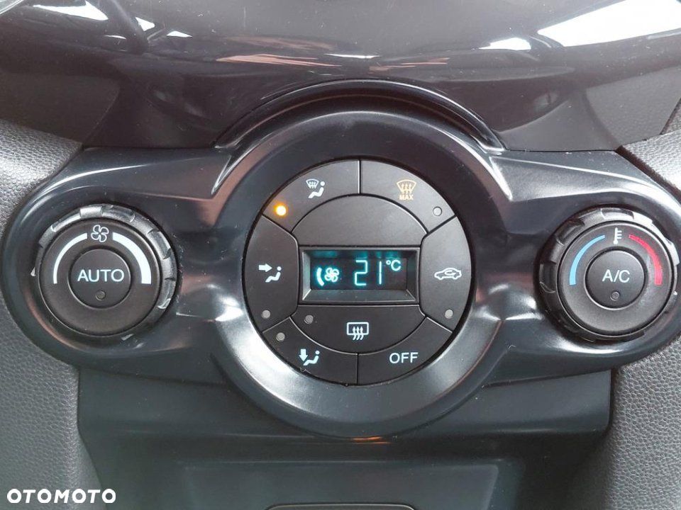Ford EcoSport - 19