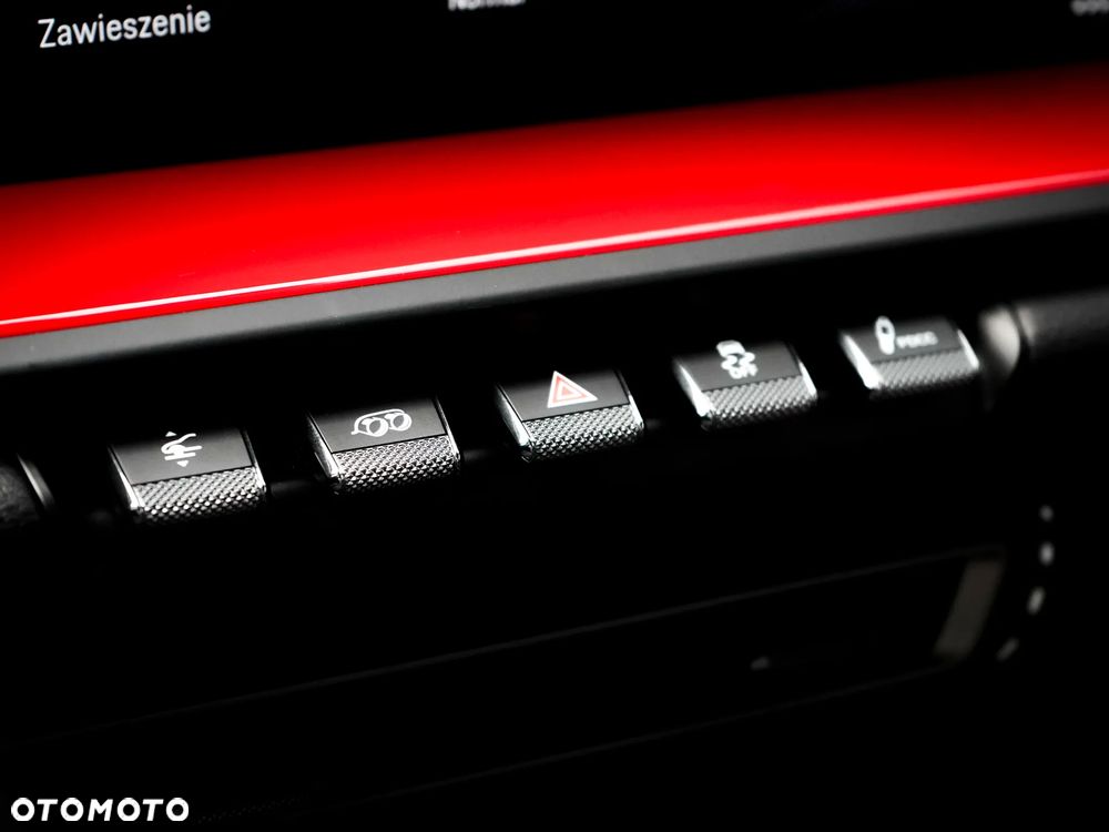 Porsche 911 Carrera GTS - 17