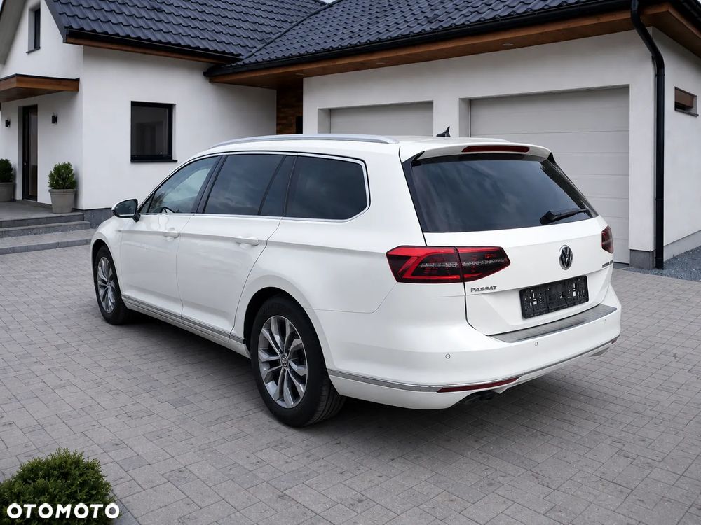 Volkswagen Passat 2.0 TDI SCR DSG Highline - 4