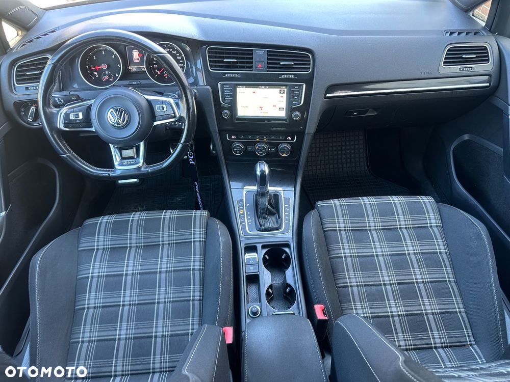 Volkswagen Golf 2.0 TDI BMT GTD DSG - 13