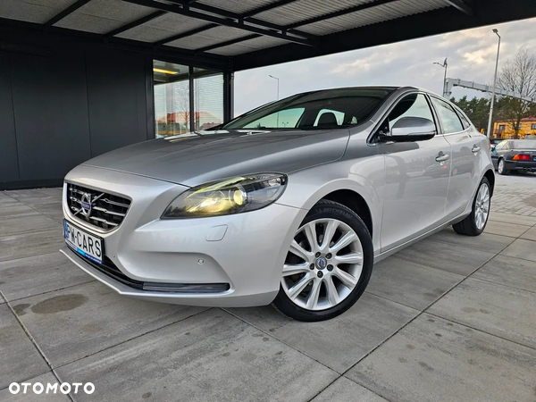 Volvo V40 CC D2 Drive-E SCR Summum