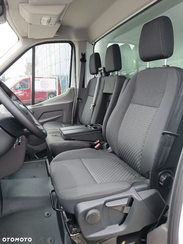 Ford Transit - 10