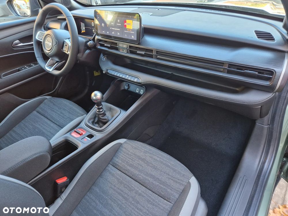 Jeep Avenger 1.2 T3 Longitude - 27
