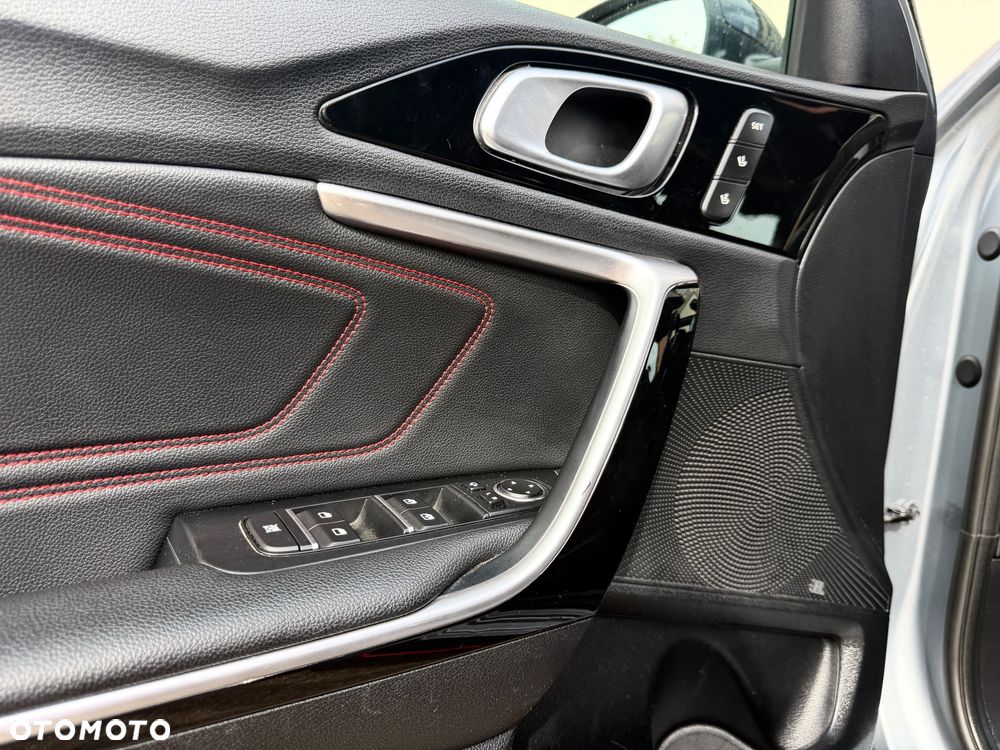 Kia ProCeed - 10