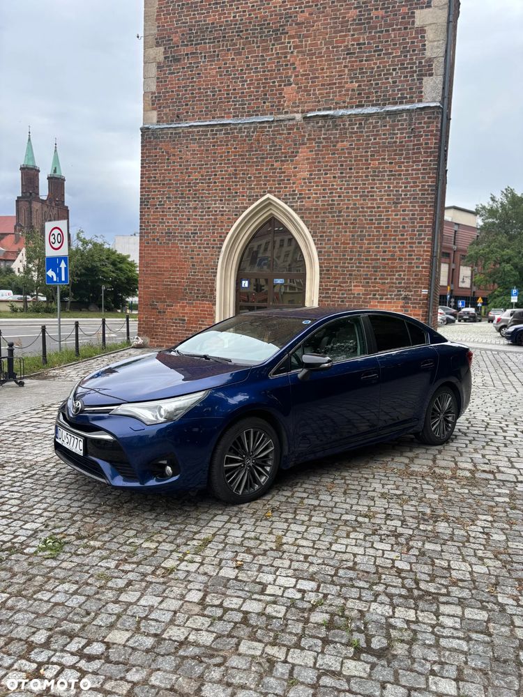 Toyota Avensis 1.8 Selection - 1