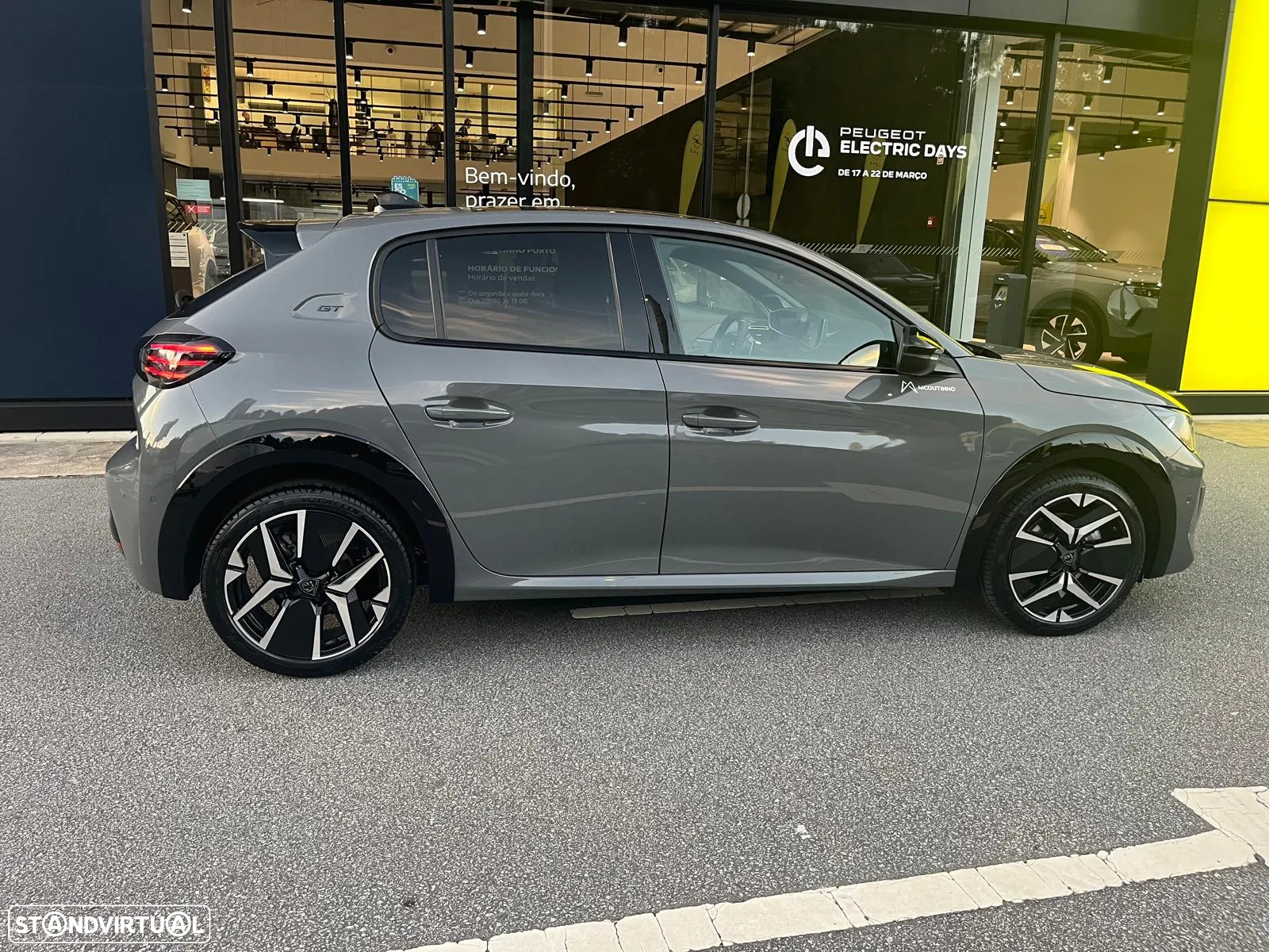 Peugeot 208 1.2 Hybrid GT e-DCS6 - 5