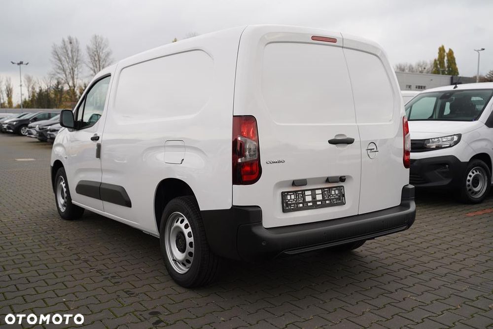 Opel Combo Van 1.5 BlueHDi L2 EAT8 - 8