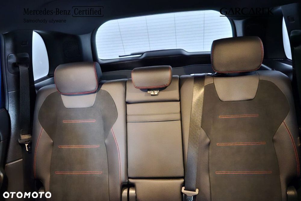 Mercedes-Benz GLB 200 AMG Line 7G-DCT - 22