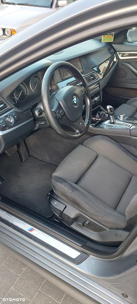 BMW Seria 5 520d Sport-Aut - 11