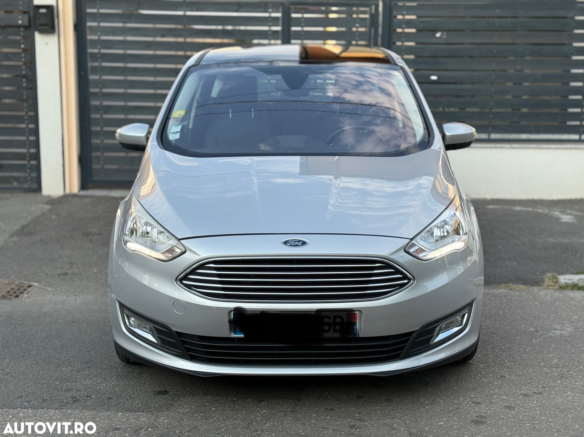Ford C-Max 1.5 TDCi Powershift Titanium - 3