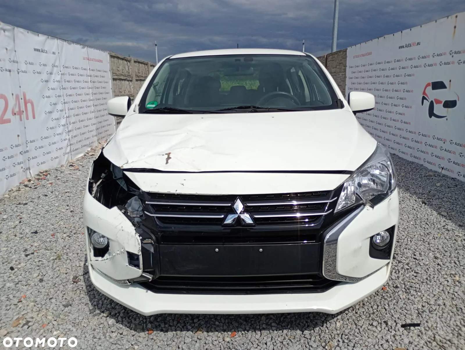 Mitsubishi Space Star 1.2 - 3