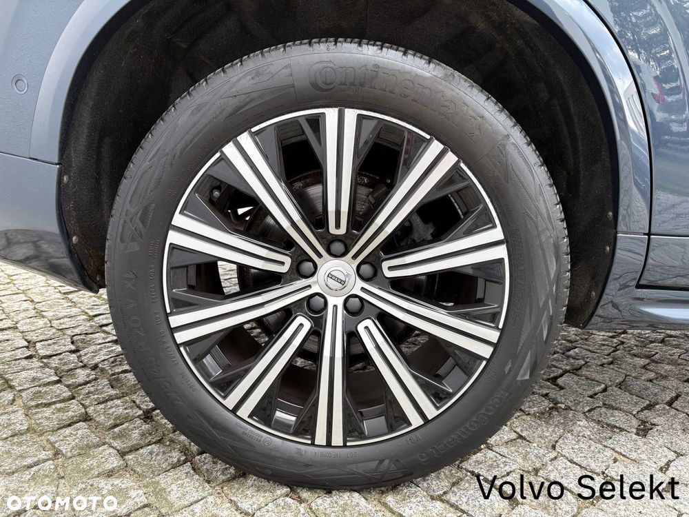 Volvo XC 90 - 9