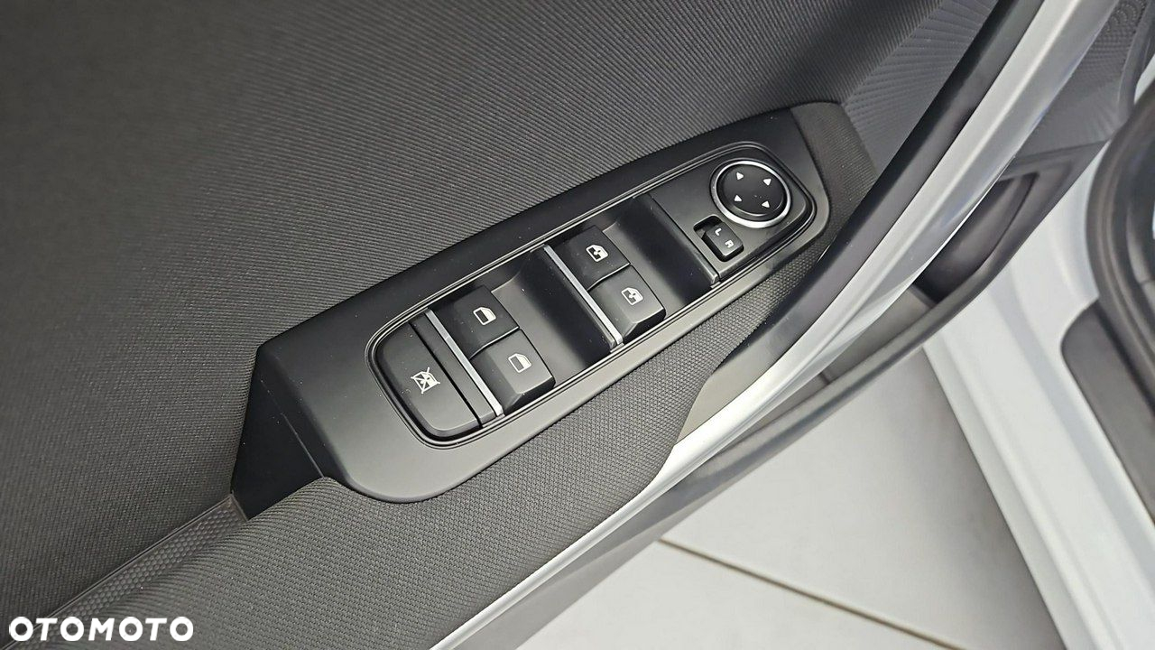 Kia Ceed 1.5 T-GDI M - 19