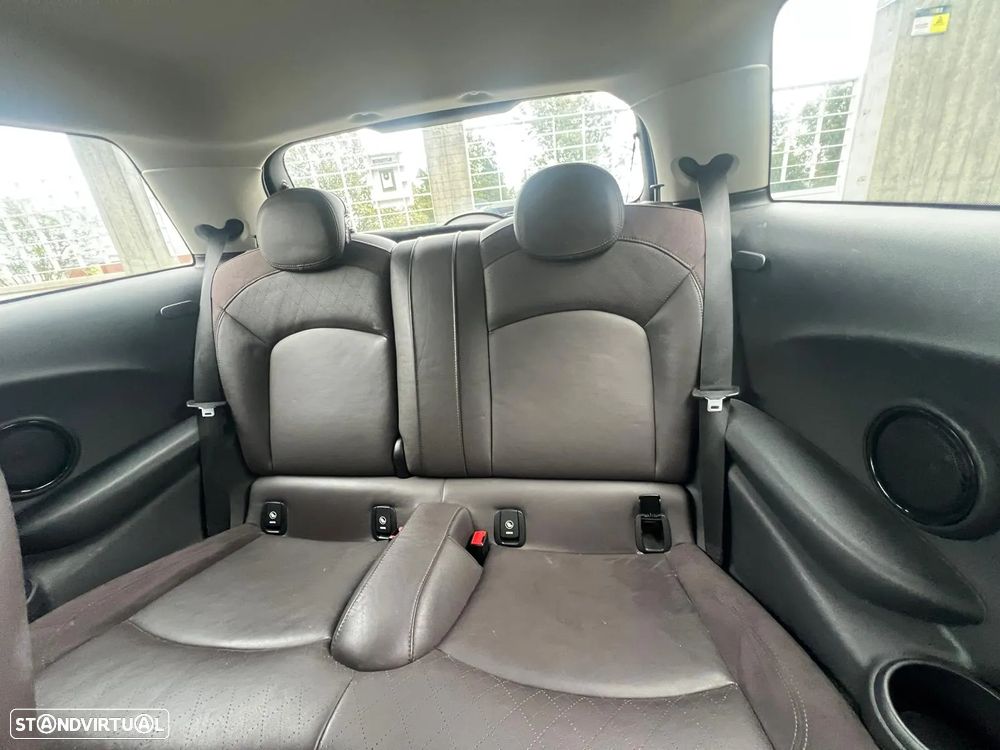 MINI 3 Portas Cooper D - 5