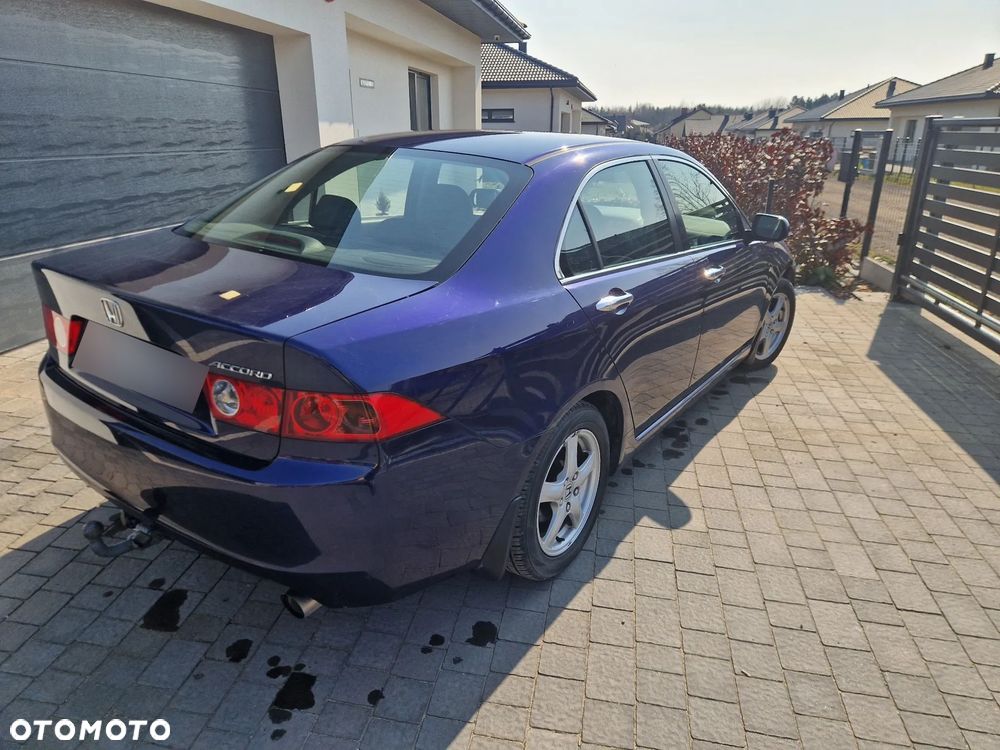 Honda Accord 2.0 Executive - 4