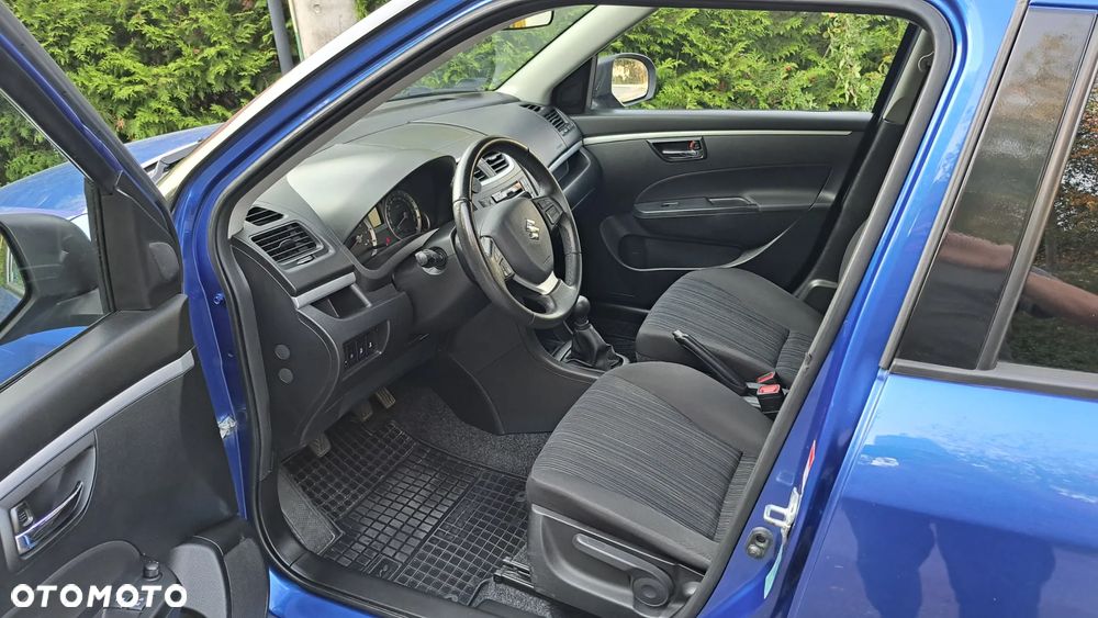 Suzuki Swift - 6