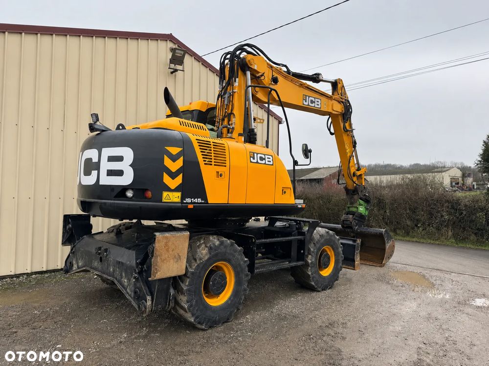 JCB JS 145 W - 2