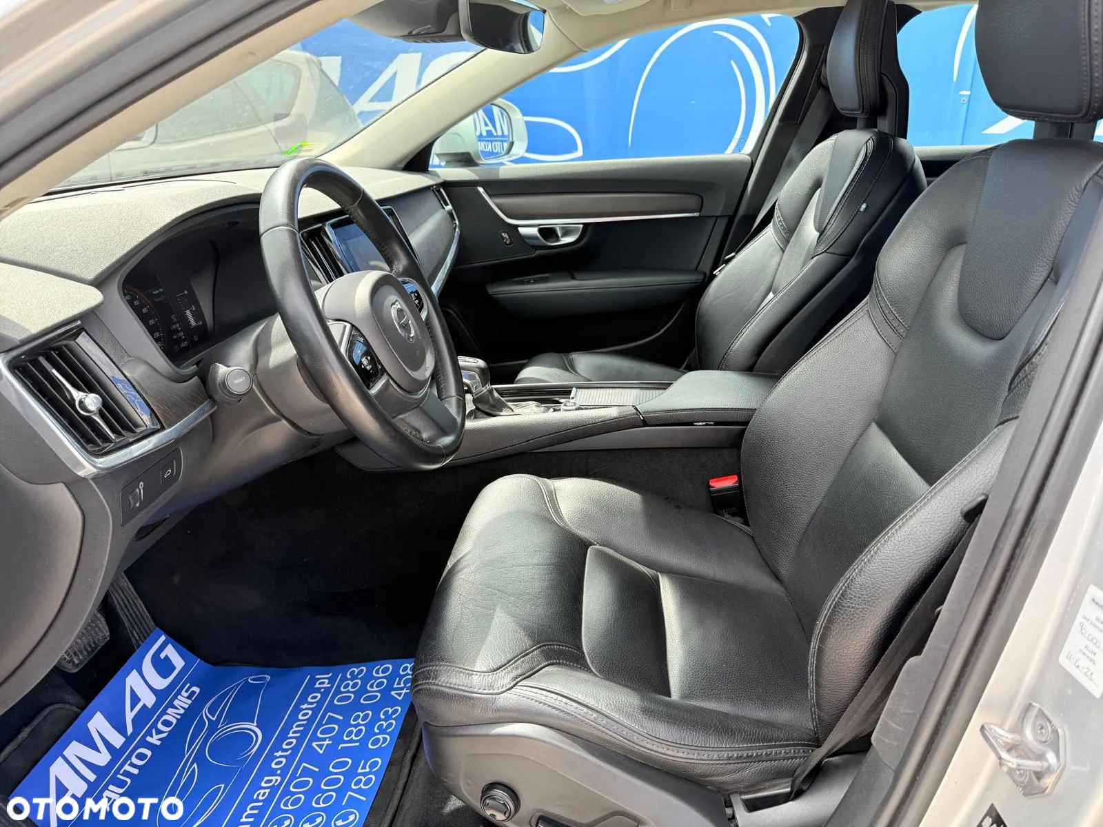 Volvo V90 Cross Country D4 AWD - 14