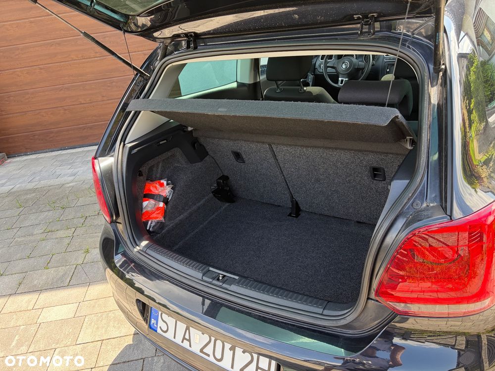Volkswagen Polo 1.4 16V Trendline DSG - 7