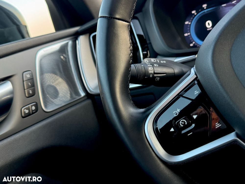 Volvo XC 60 - 28