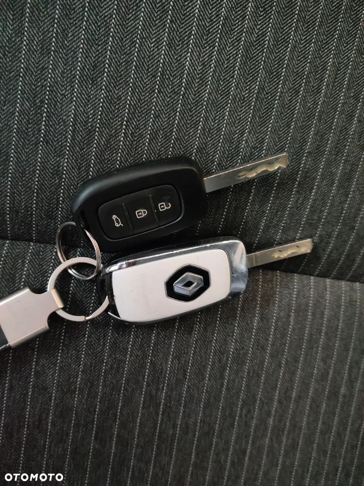 Renault Clio 1.0 TCe Intens - 30