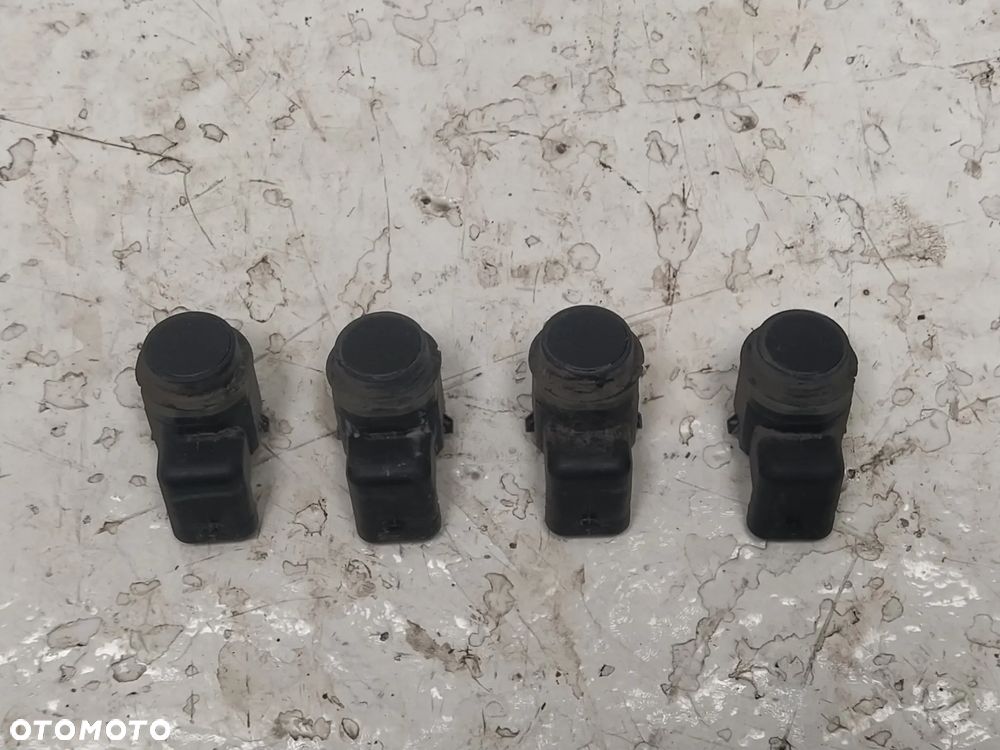 JAGUAR XJ X351 ELEMENTY ZDERZAKA PRZÓD KRATKA ŚRODKOWA LEWA PRAWA WIĄZKA KABEL PDC 4XPDC CZUJNIKI PARKOWANIA SPRYSKIWACZE ABSORBER CZUJNIK UDERZENIOWY ORYGINAŁ - 33