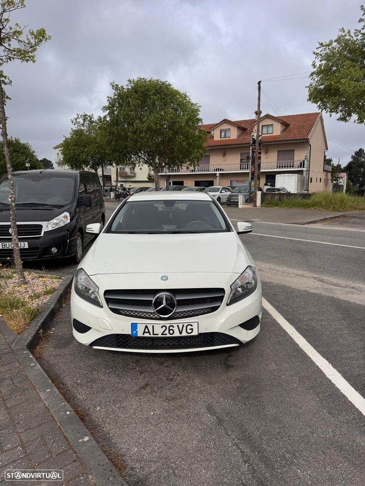 Mercedes-Benz A 180 CDI (BlueEFFICIENCY) Style - 2
