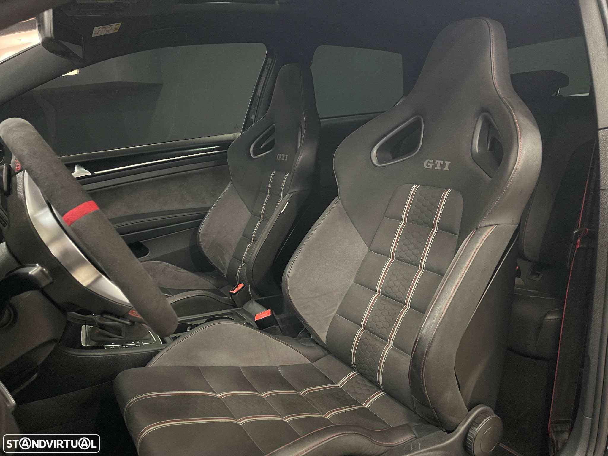 VW Golf GTI Clubsport DSG - 2