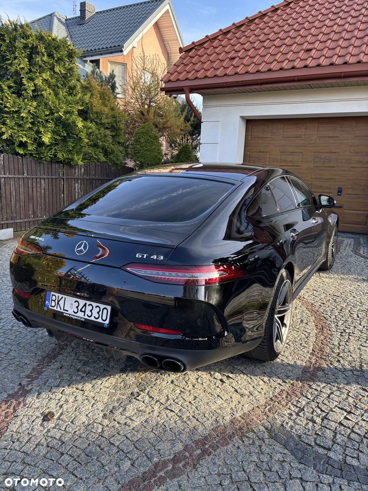 Mercedes-Benz AMG GT - 1