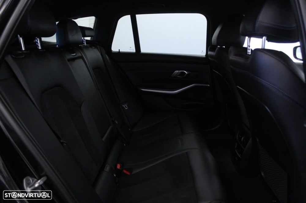 BMW 320 d Touring Pack M Auto - 15